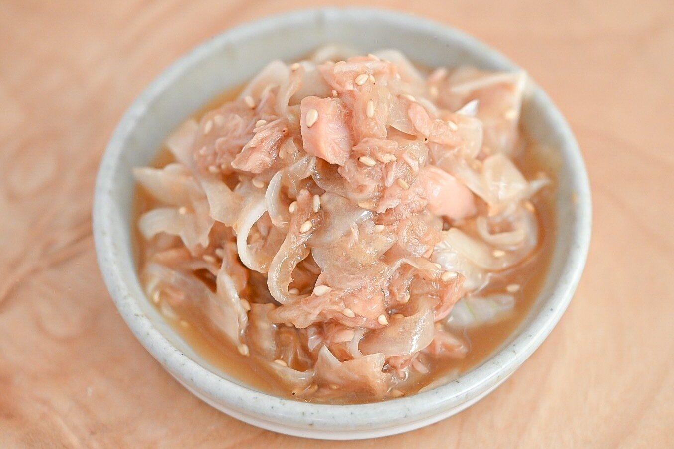 新玉ねぎとツナ缶のサラダ