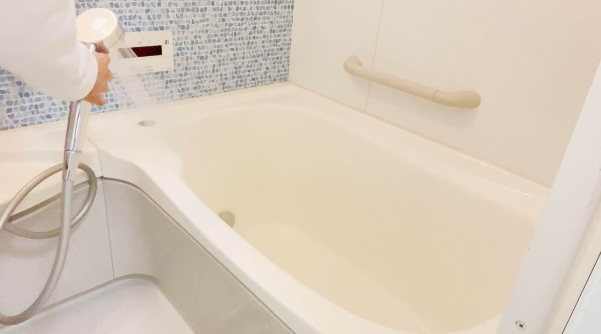 冷水シャワーをかける