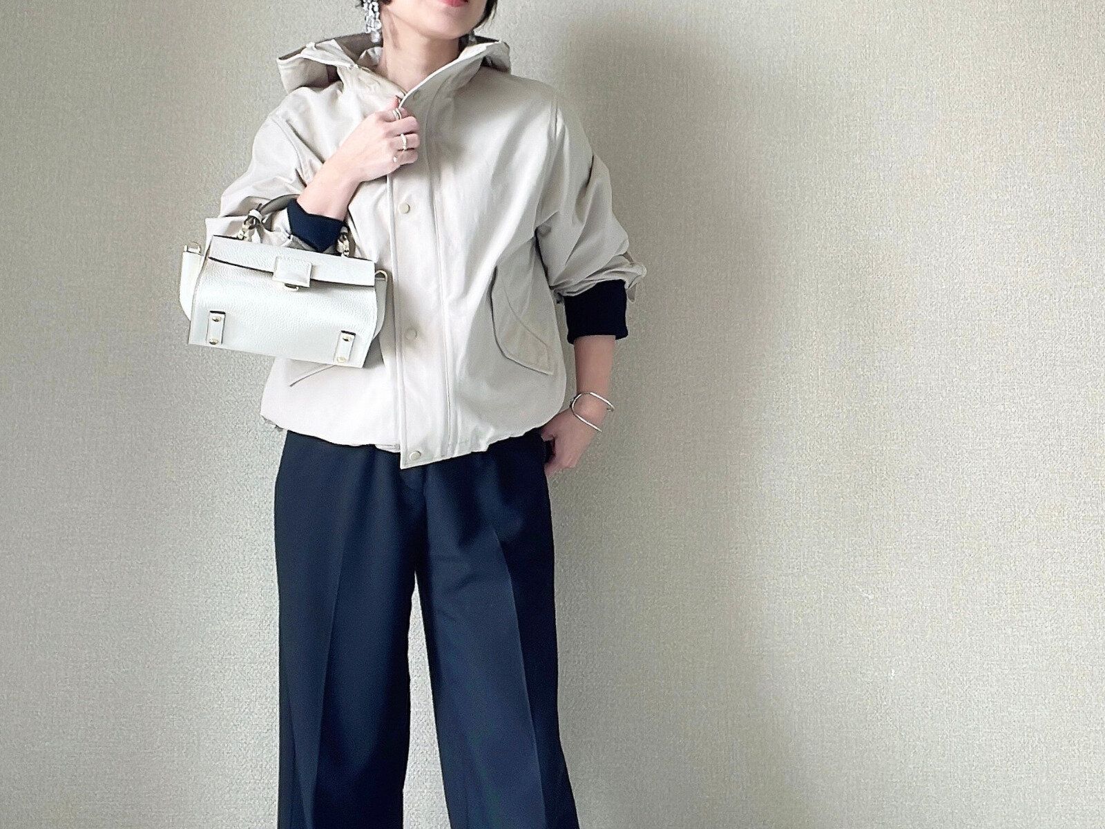 春アウター ユニクロ