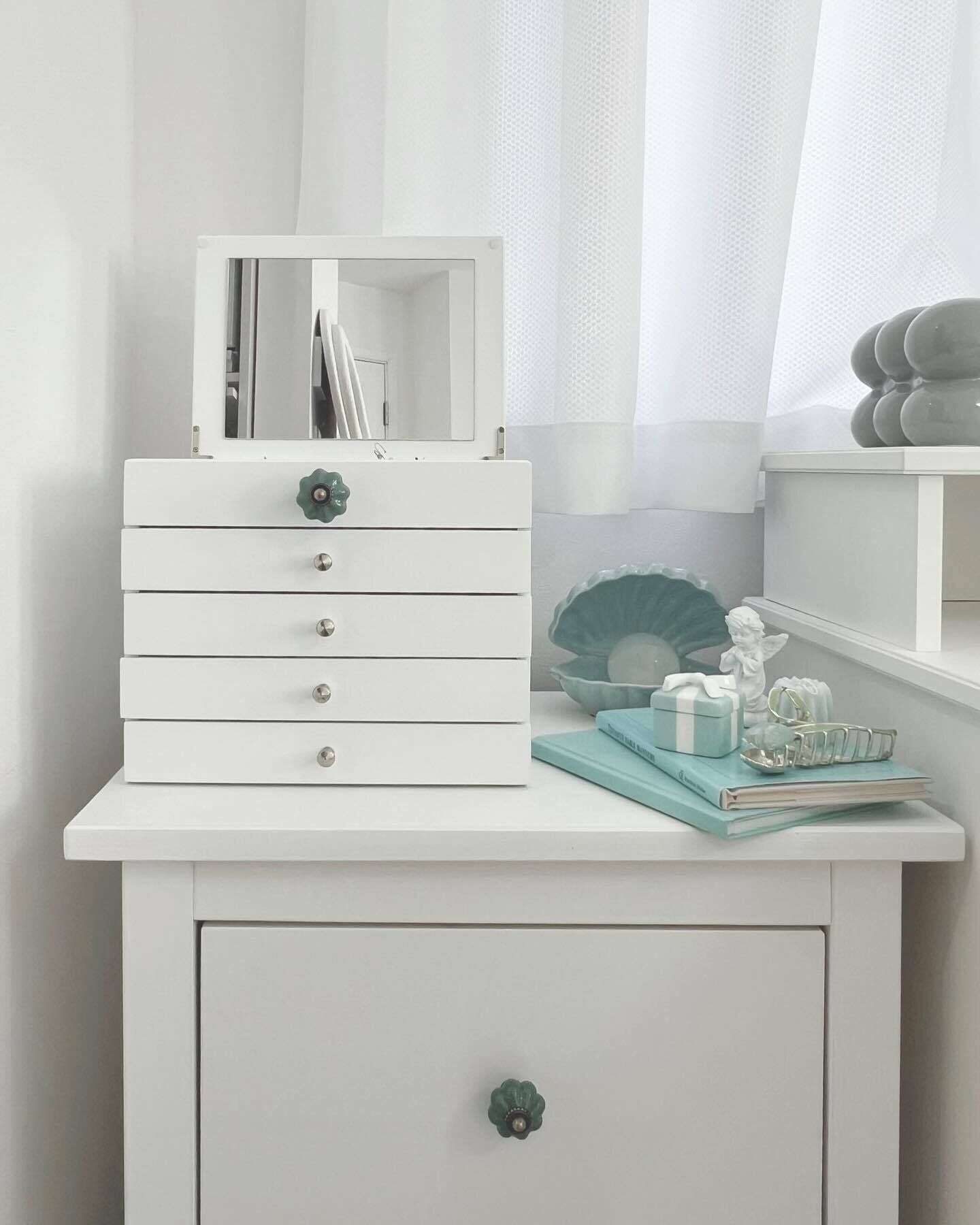 アクセサリー収納におすすめ「アクセサリーボックス SOFIA2」