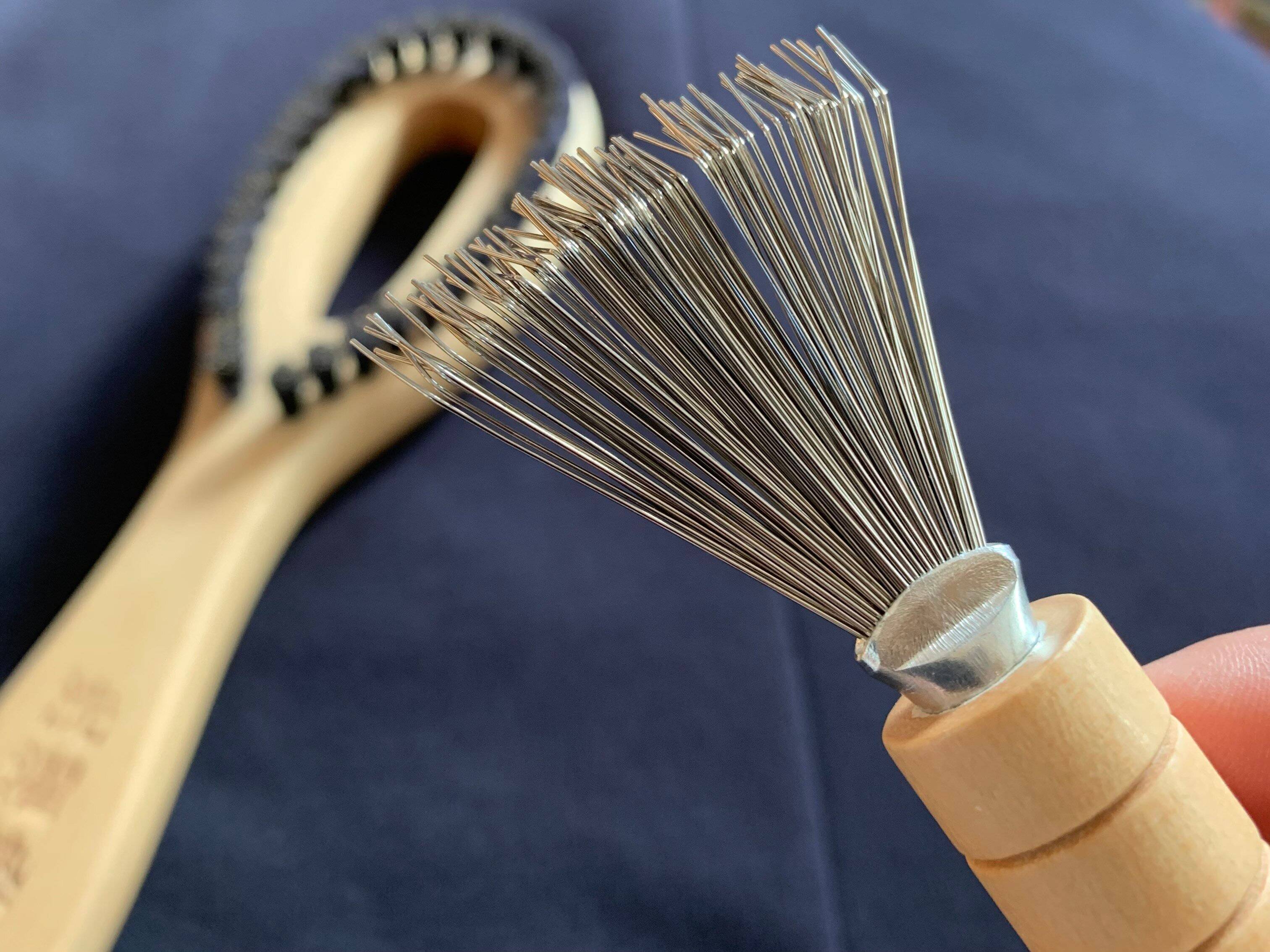 ブラシクリーナー