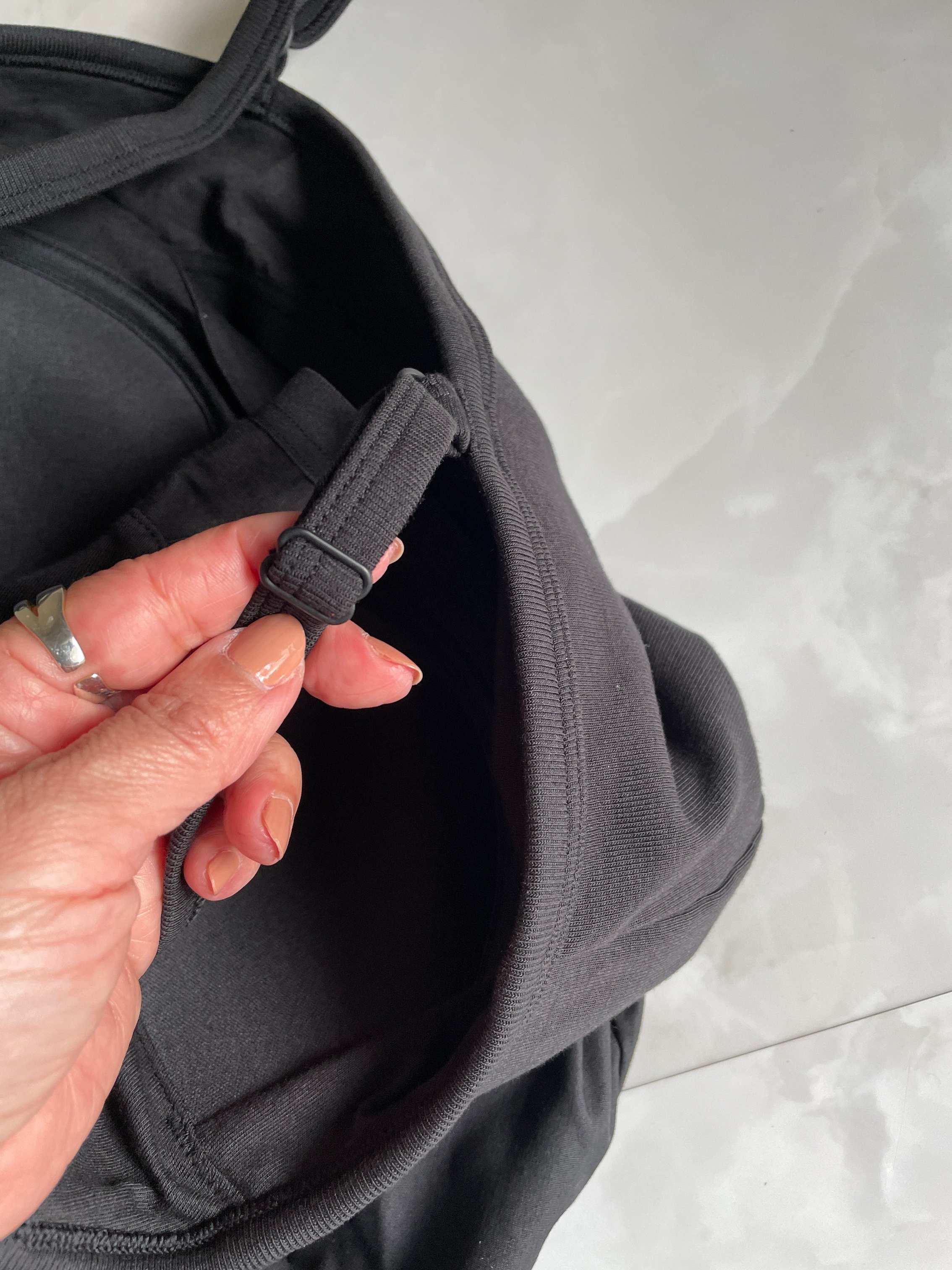 ユニクロ おすすめワンピース