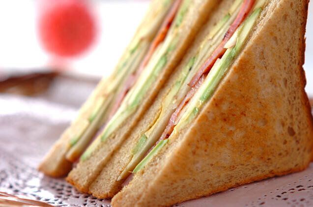 アボカド和風マリネサンド