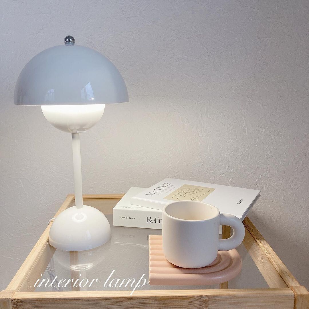 【スリコ】仕事終わりに速攻買いに行った!高見えインテリアランプ