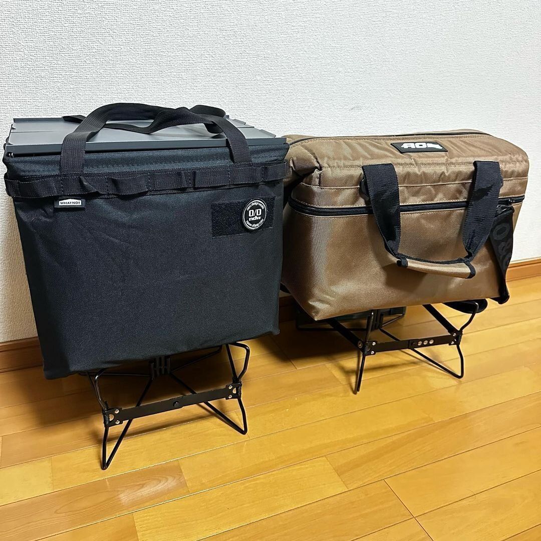 【キャンドゥ】クーラ―ボックス用ラックやオットマンがわりに使える優れもの