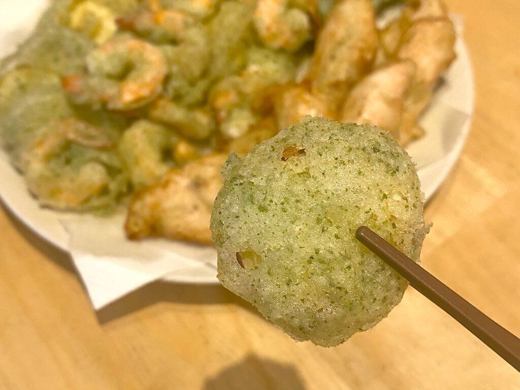 あおさ香る米粉と大豆のてんぷら粉で揚げたさつまいもの天ぷら