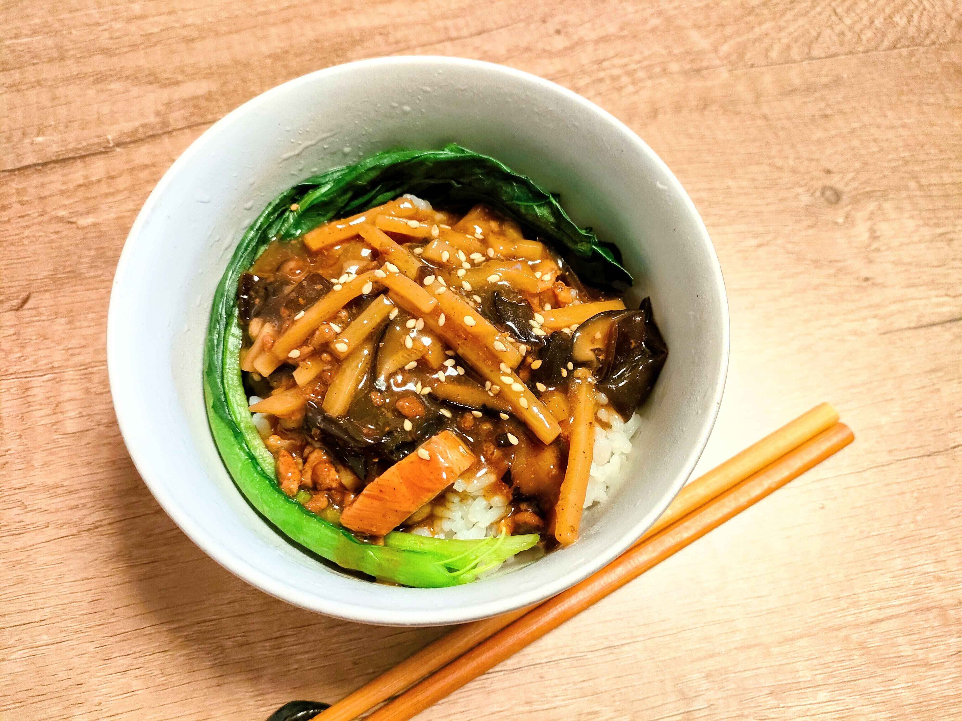 コストコ屋台めしルーローファン