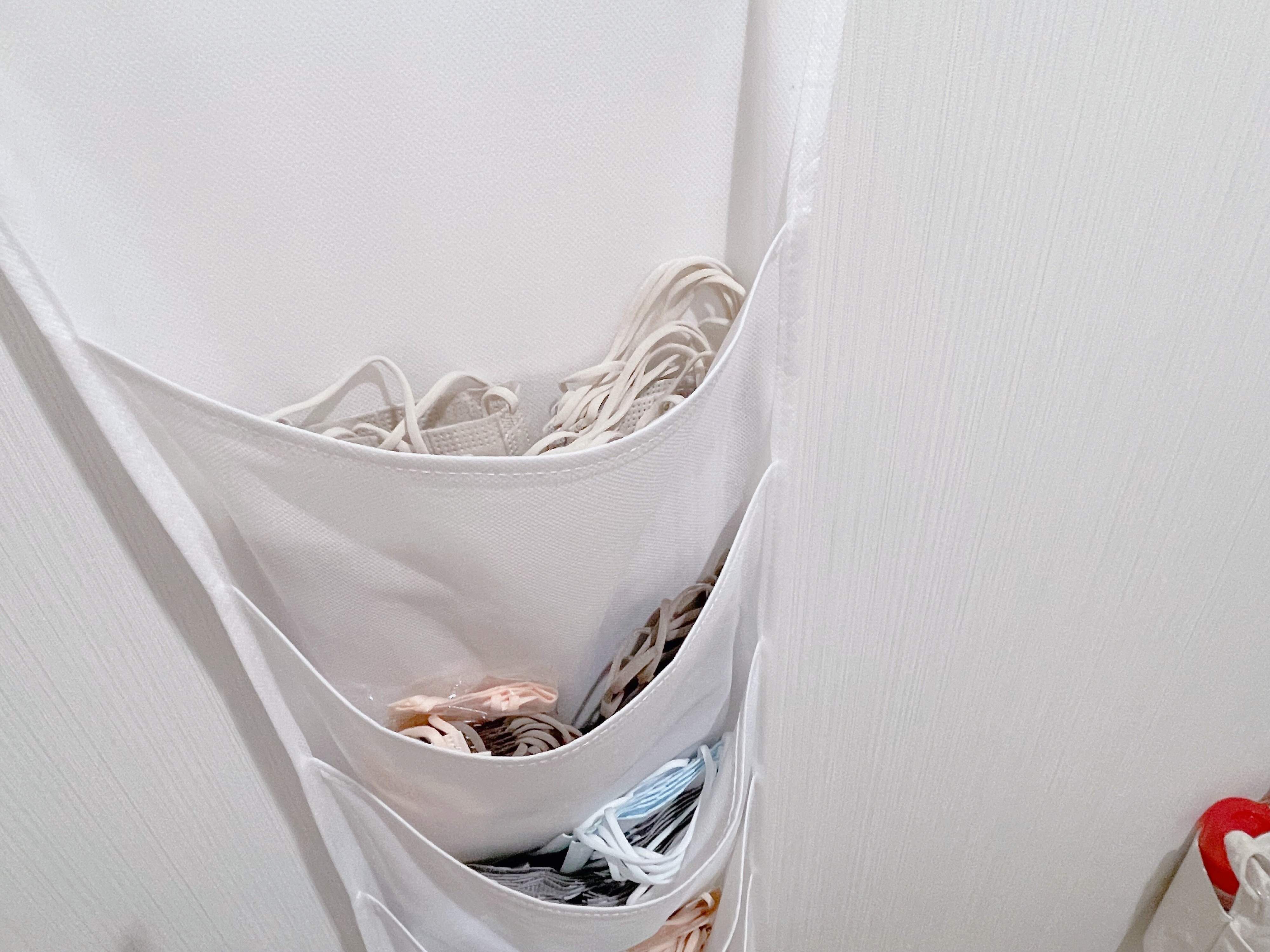 マスクはダイソーの「シャツ収納」が使える