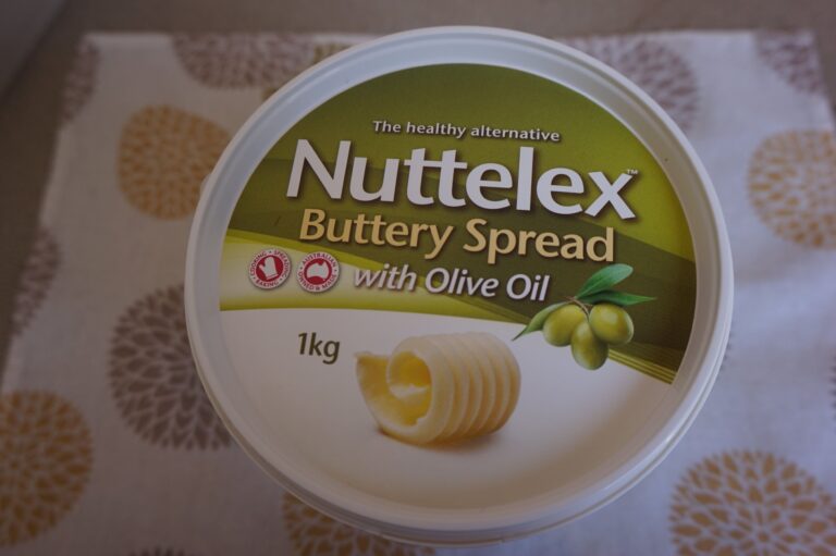 【コストコ】お手頃価格で体に優しい…「Nuttelex バタースプレッド（オリーブオイル）」が超おすすめ！