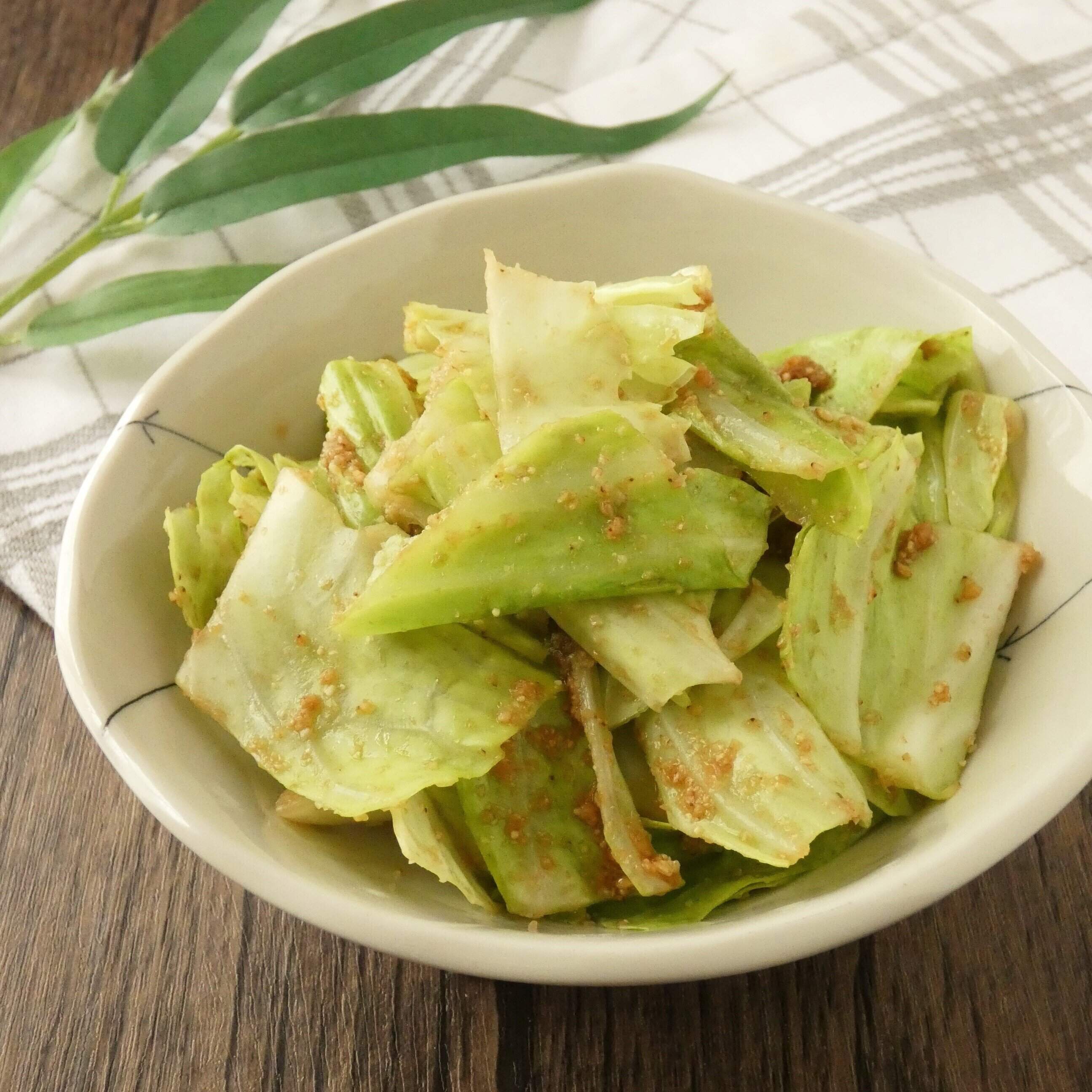 キャベツの中華胡麻和え