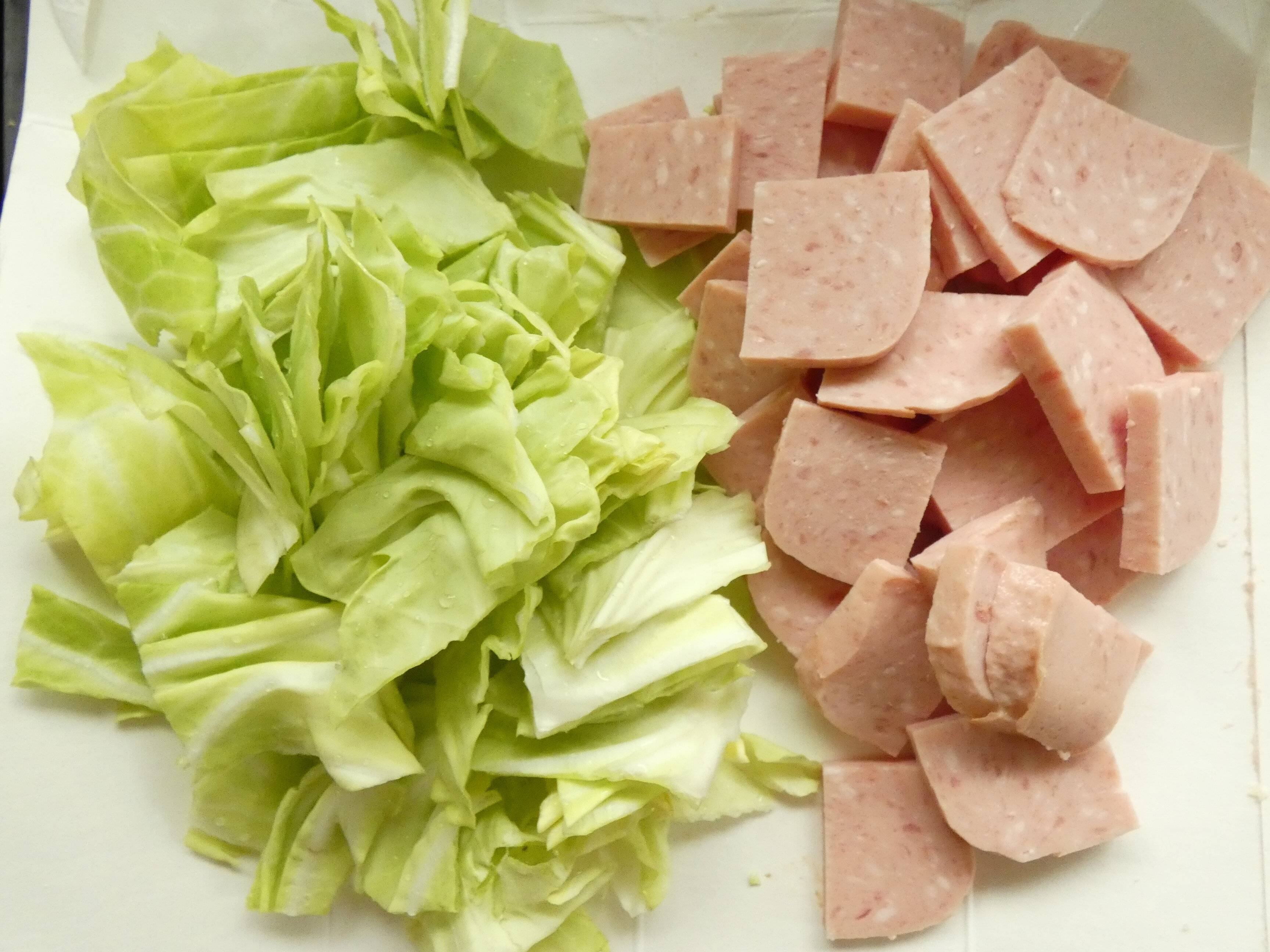 春キャベツとランチョンミートの炒め物2