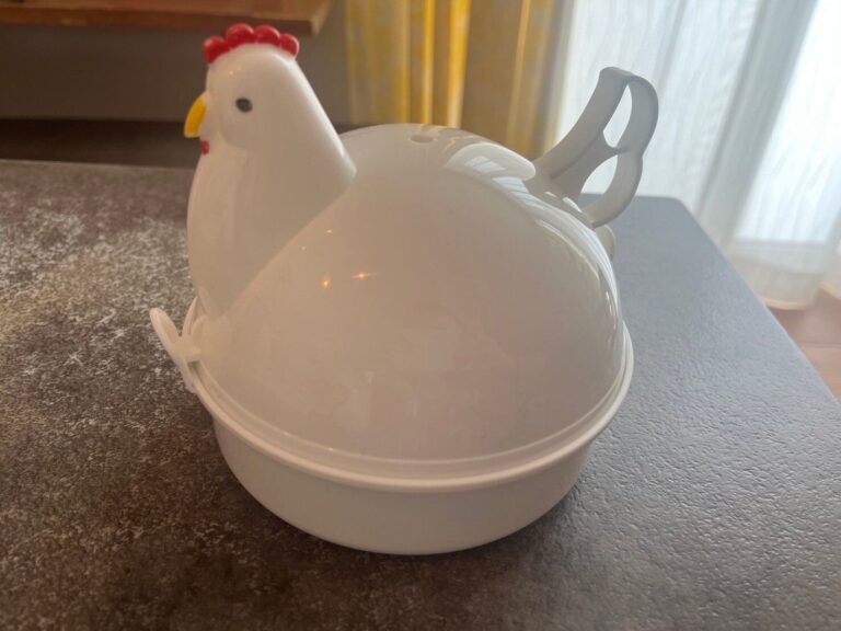 【便利グッズ】もう鍋はいらない？ゆで卵はレンジでつくる時代に！ツルッと殻をむくワザも紹介