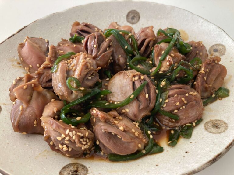 【節約レシピ】砂肝とピーマンのオイスターソース炒め