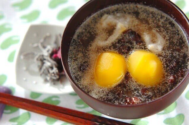 栗入りゴマぜんざい