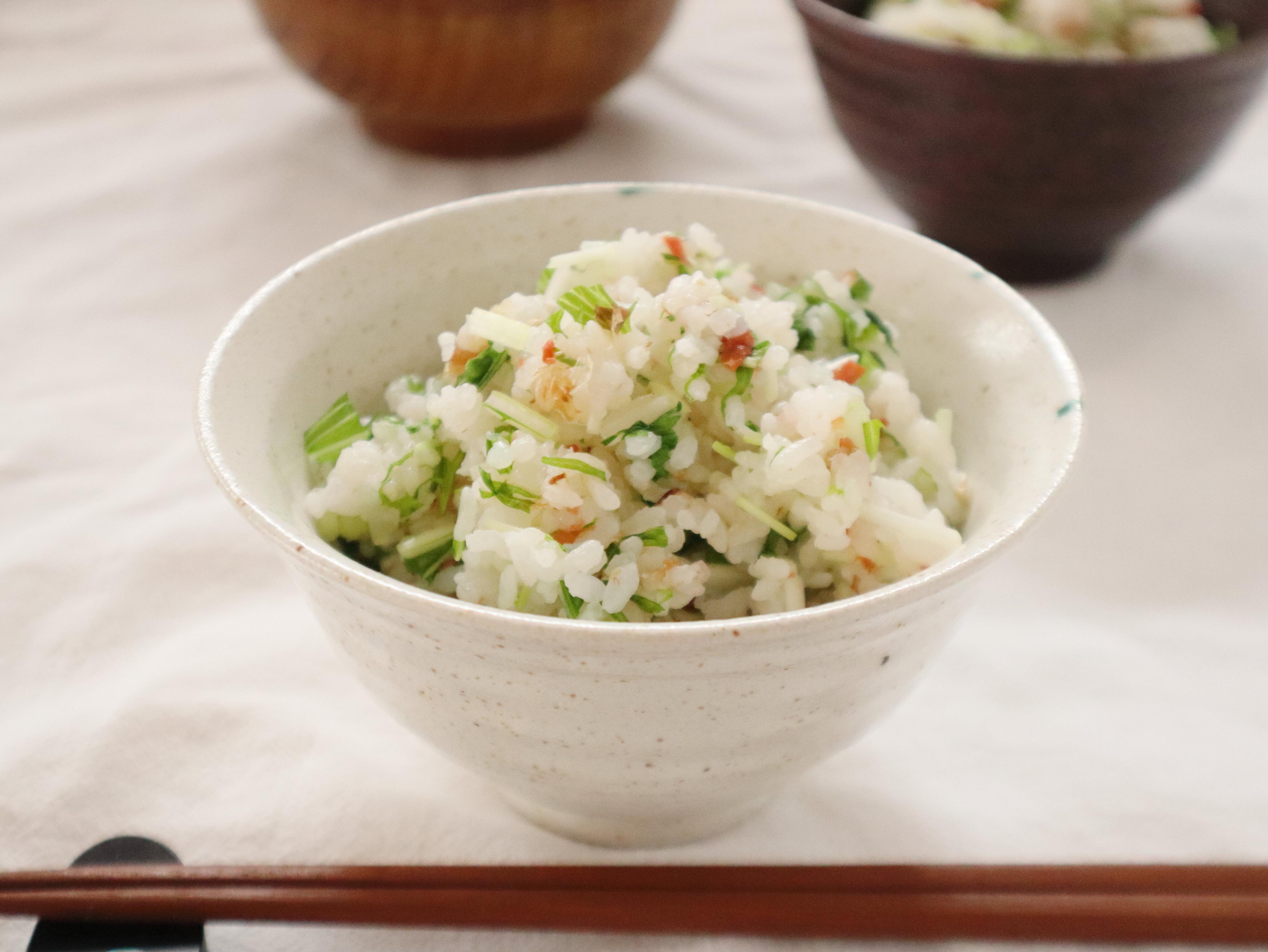 水菜と梅の混ぜごはん