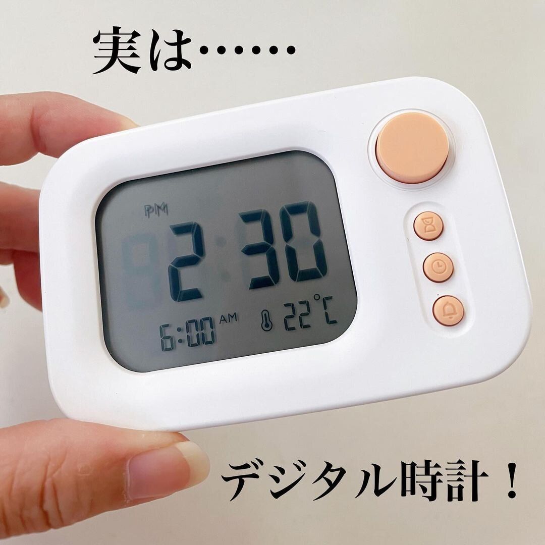 またまたテレビ型商品を発見!「テレビ型デジタル時計」