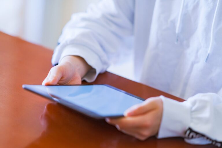 学校に行かなくなった子どもの「その後」。6人のケースを見てわかること