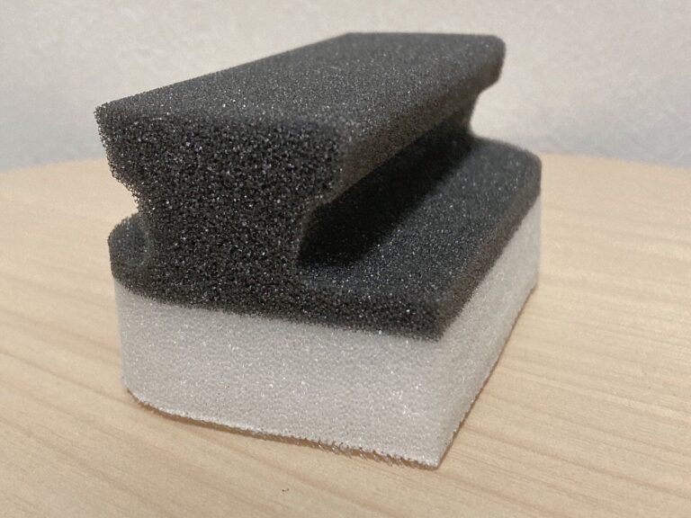 【3COINS】考えた人天才！しつこい汚れをかき落とすスゴ技スポンジ