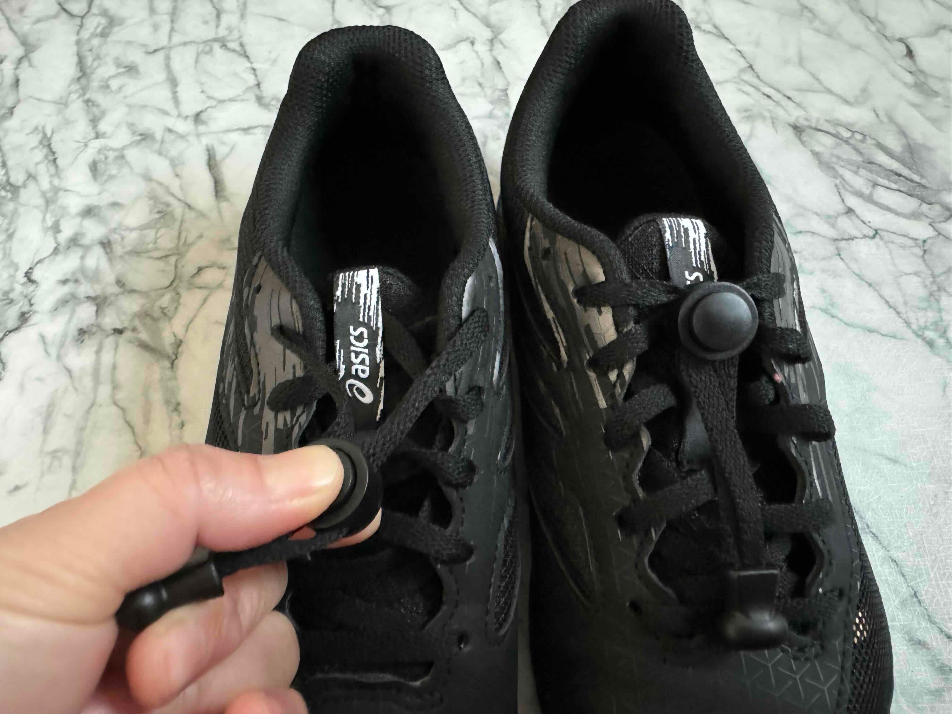 靴ひも調整パーツ（ダイソー）