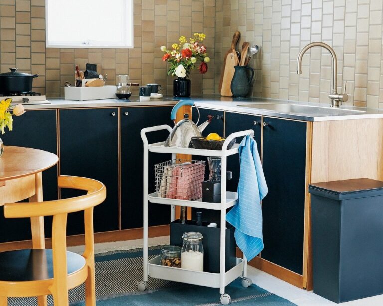 最近話題の無印良品の「黒・白アイテム」インテリアのプロが活用方法＆収納アイデアを紹介