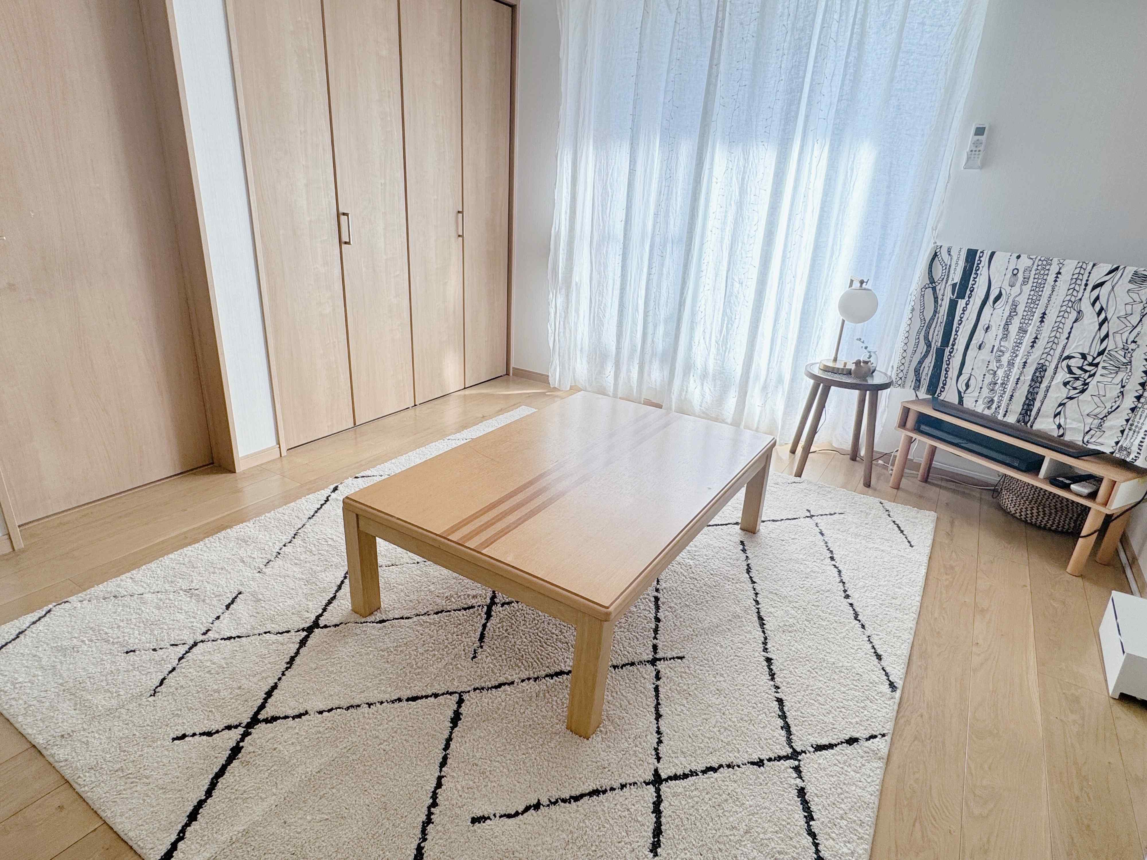 ごちゃつきがちなリビングでできる3つのスッキリ片づけテク