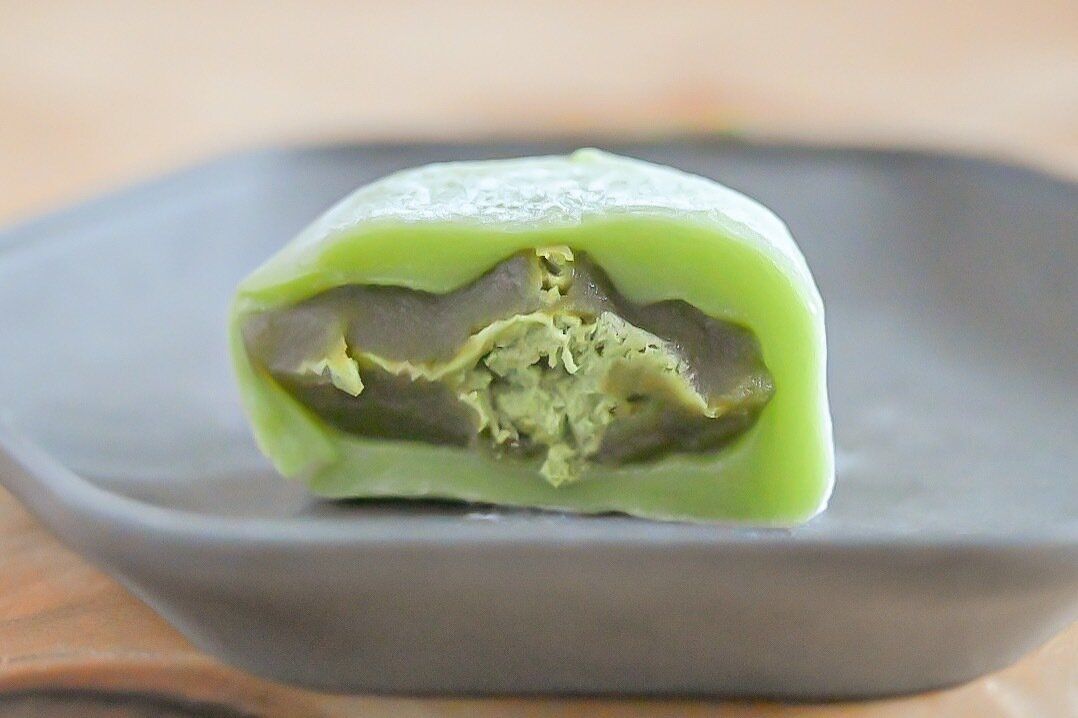 宇治抹茶大福の断面