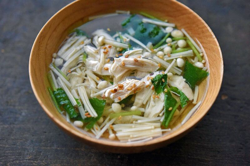 ゆで汁を活用！鶏ささみのスープ