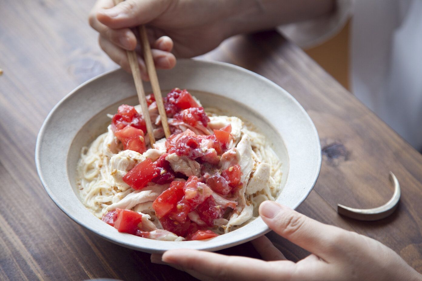 ささみの梅トマトそうめん