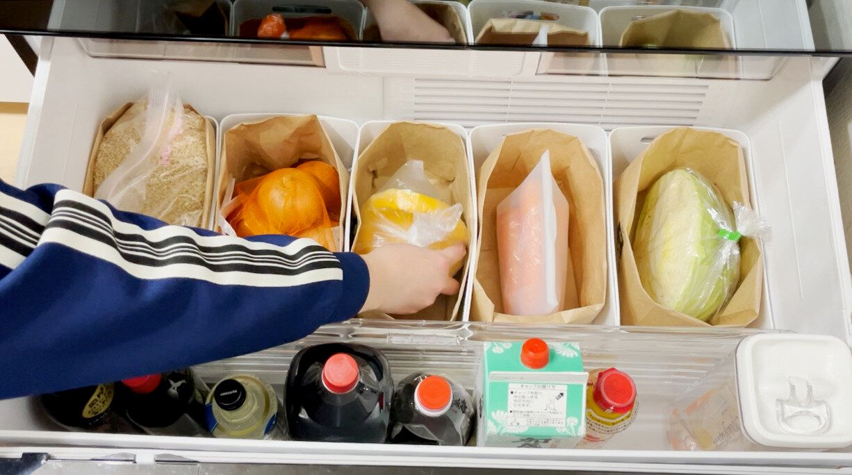 野菜室下段の収納