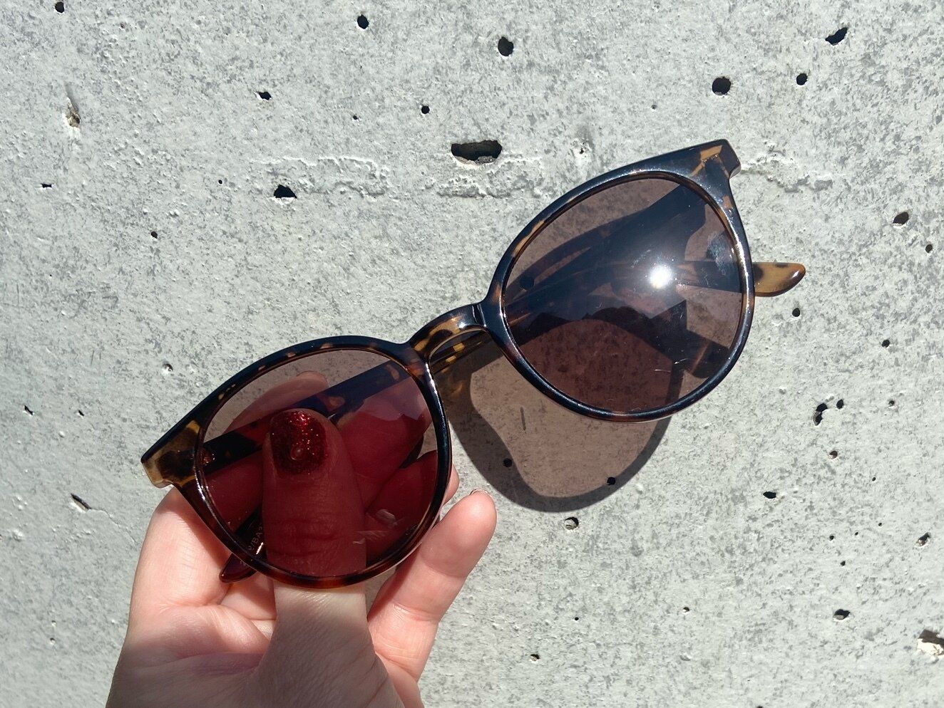 3COINS ボストンプラ調光サングラス