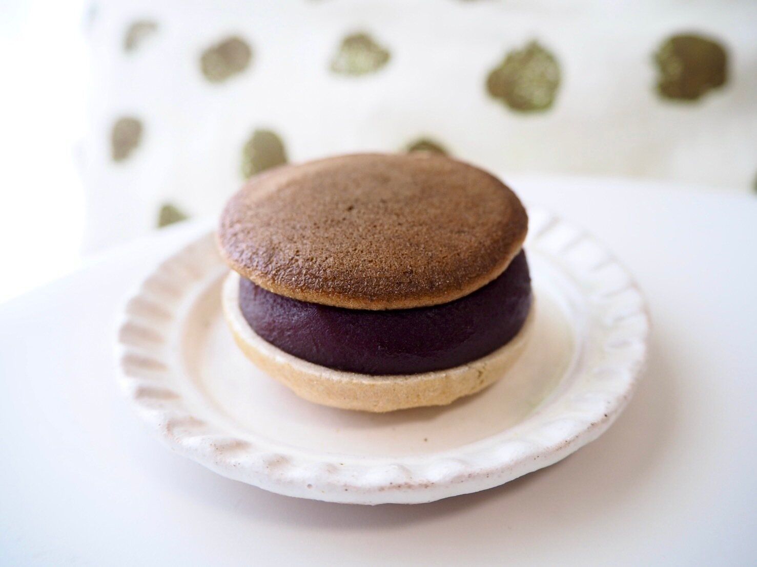 シャトレーゼ「もなどら 抹茶」商品写真