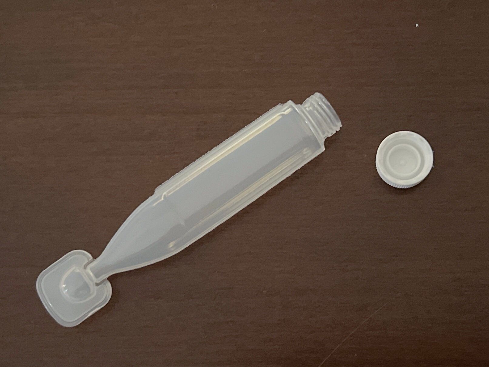 【セリア】自分でつくれる“使い捨て”の詰め替えチューブが便利！旅行などで活躍間違いなし