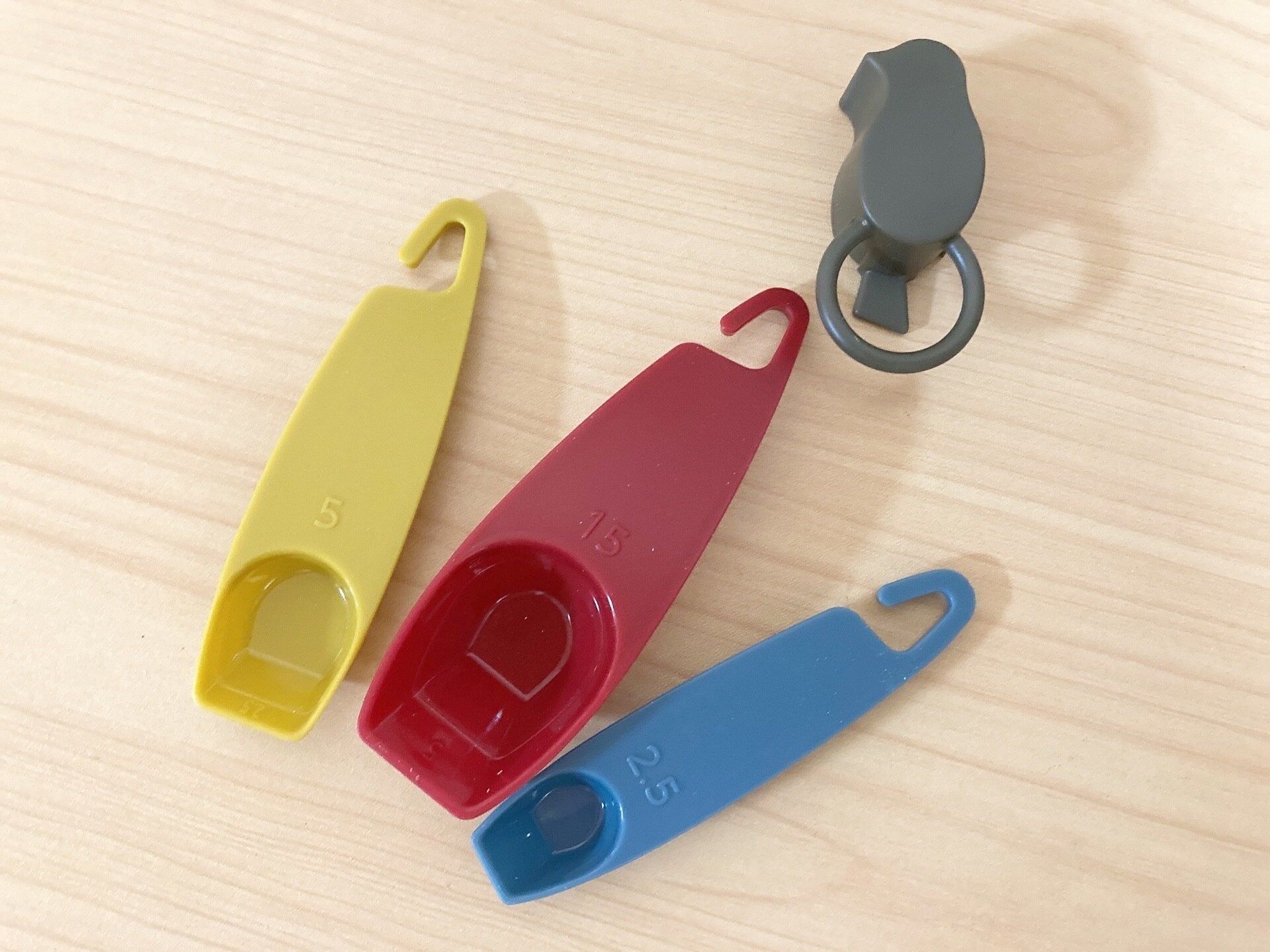 ダイソーマグネット付き計量スプーン