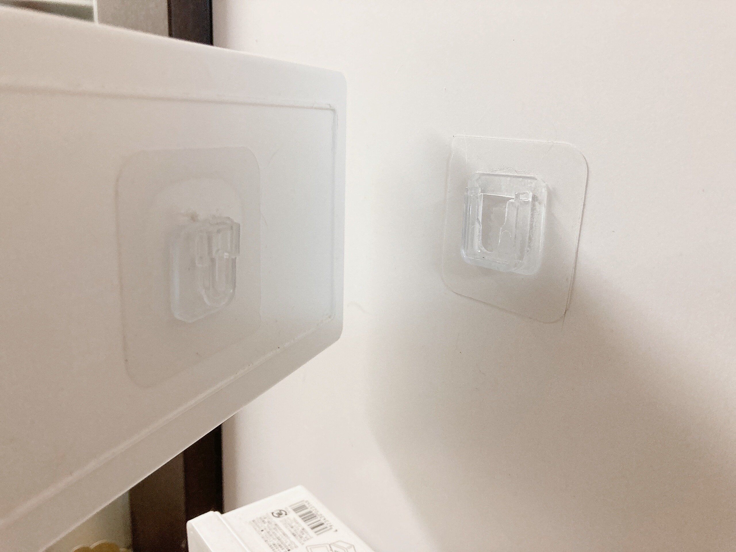 ダイソー差し込み型シールフック