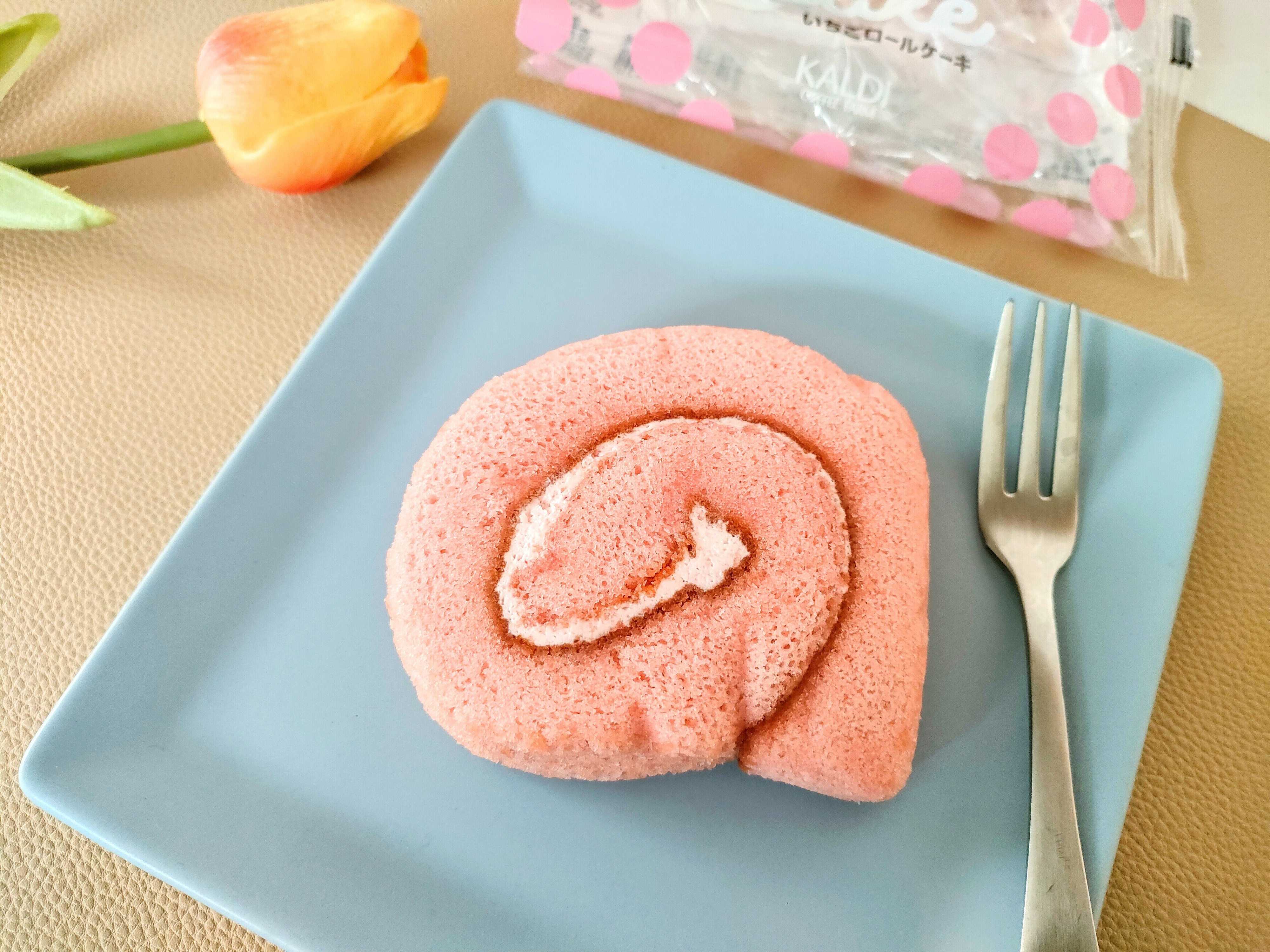 いちごロールケーキ