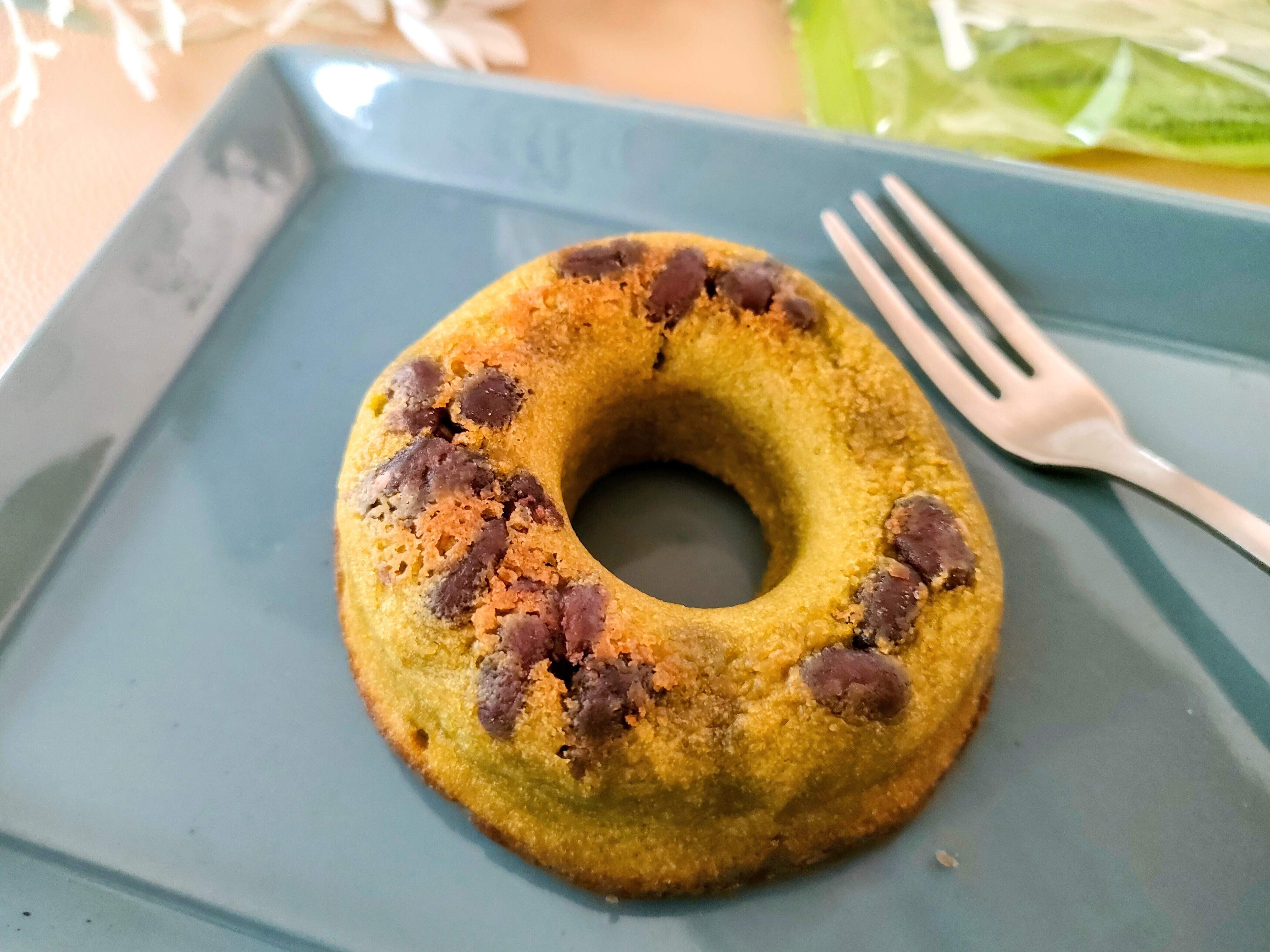 カルディの焼きドーナツ抹茶小豆