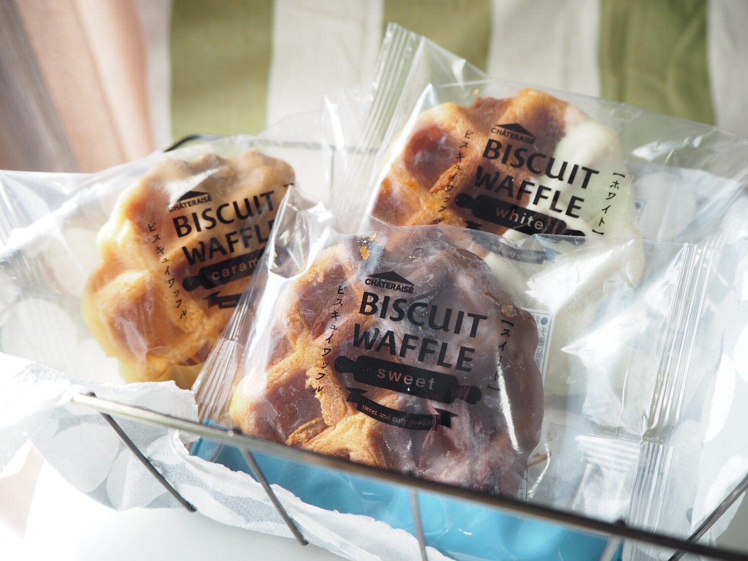 シャトレーゼ「ビスキュイワッフル」商品写真