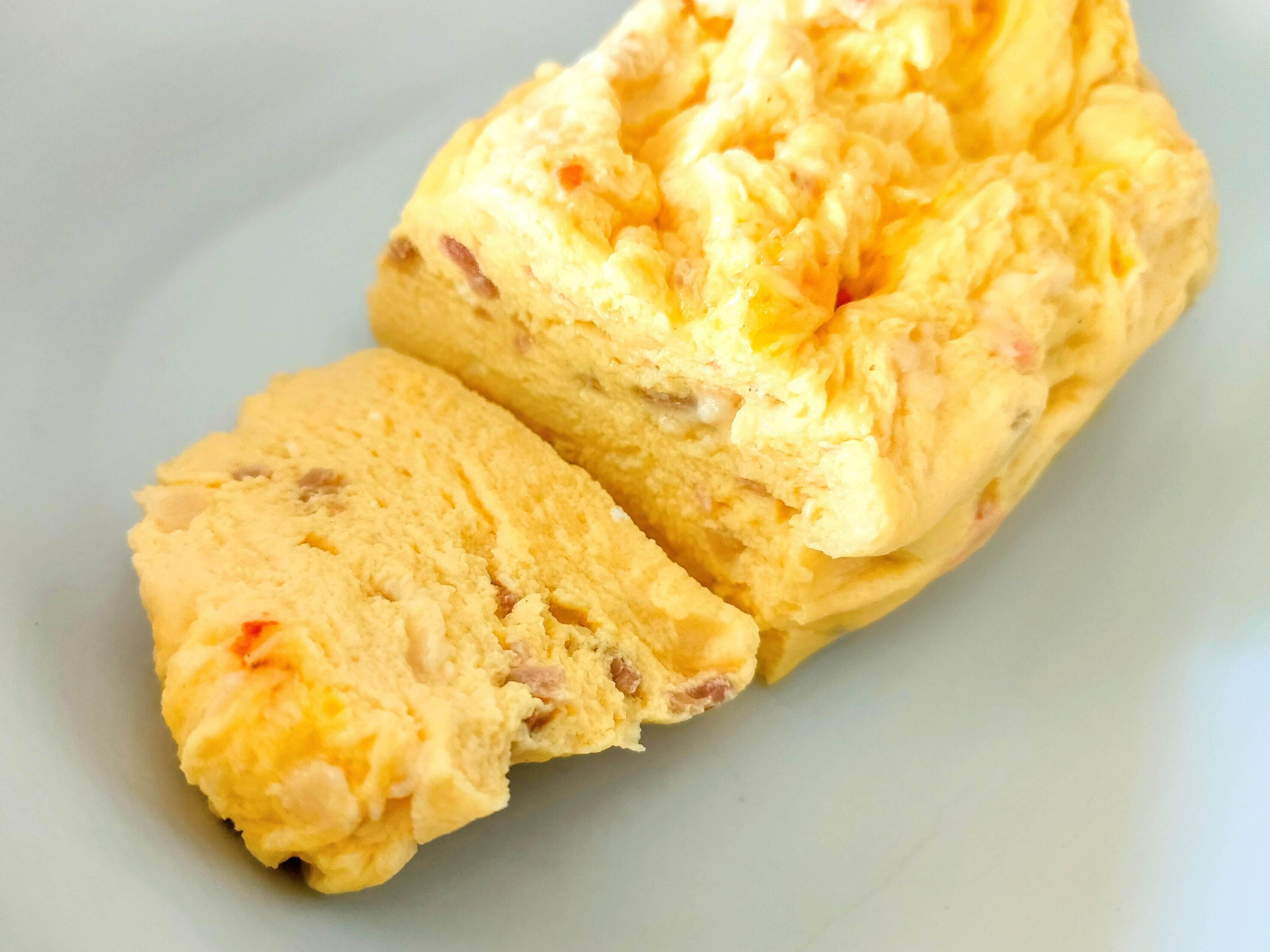 しっかり具材も味もはいっているオムレツ