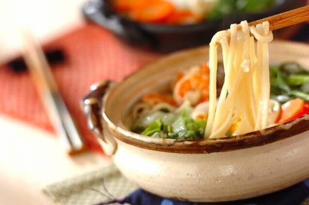 ゆで鶏スープで煮込みうどん