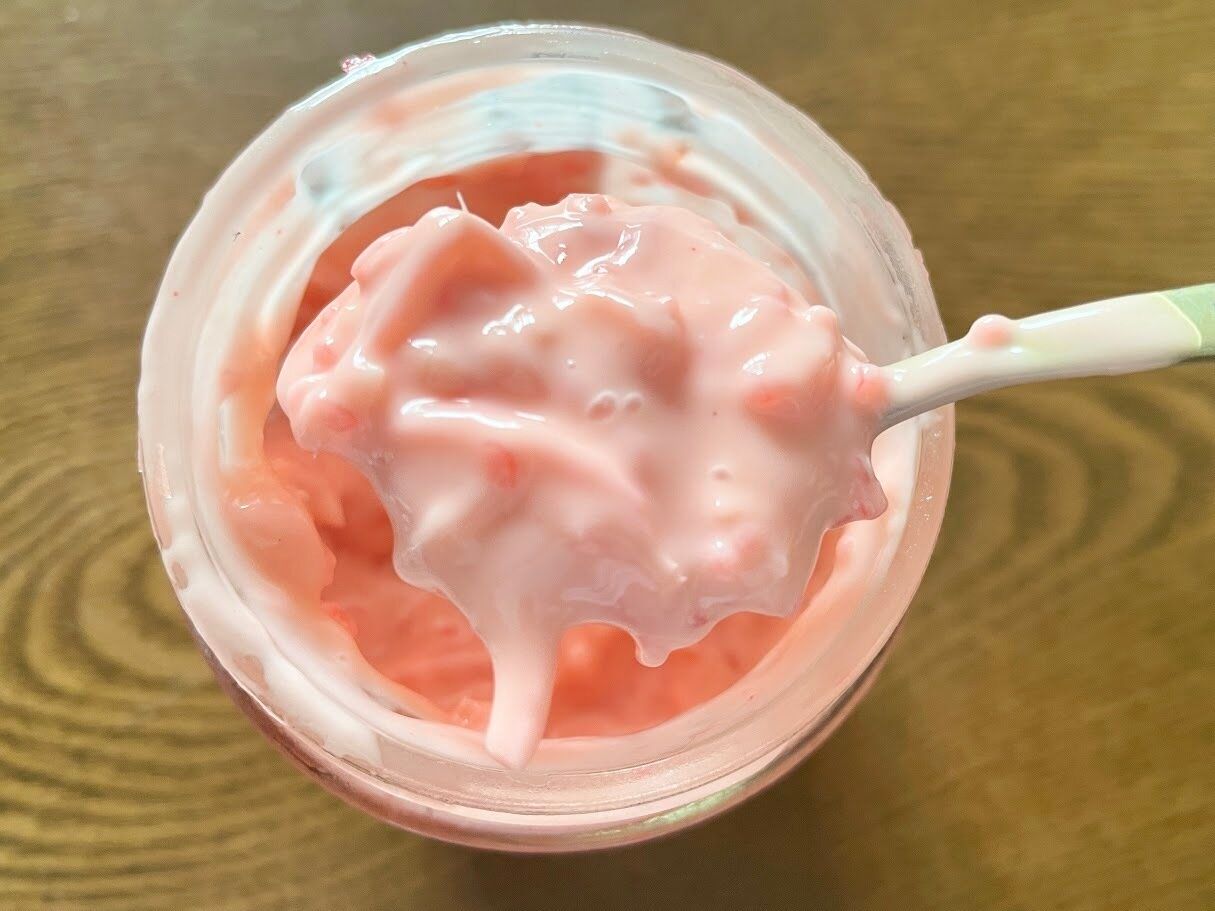 【ドン・キホーテ】意外と合ってクセになる！赤いタルタルの正体は何？