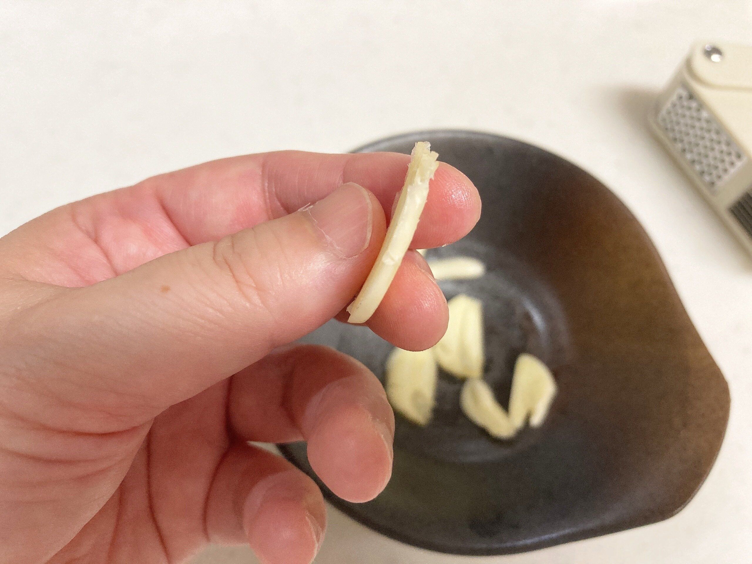 3COINSガーリックプレス＆スライサー