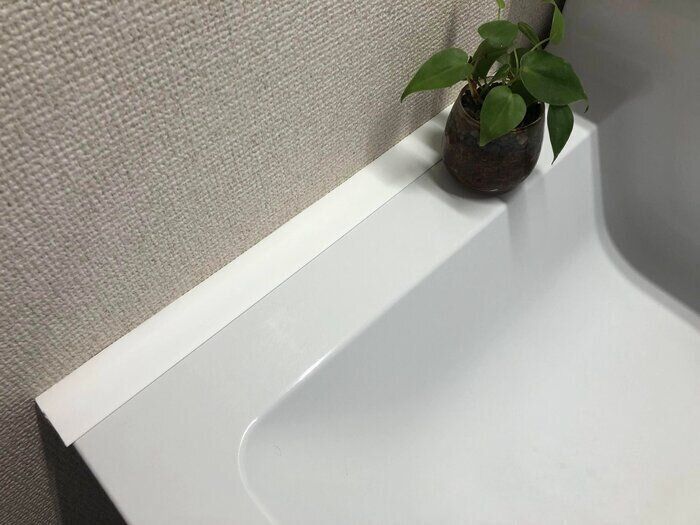 洗面台の隙間埋め！不器用でも1分で解決できる神グッズ 100均グッズも紹介