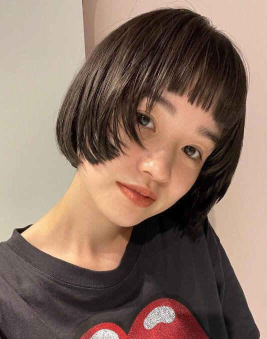 モードな気分!丸みのあるマッシュショート