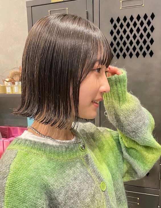 セミウエット仕上げでほんのり色気!外ハネボブ