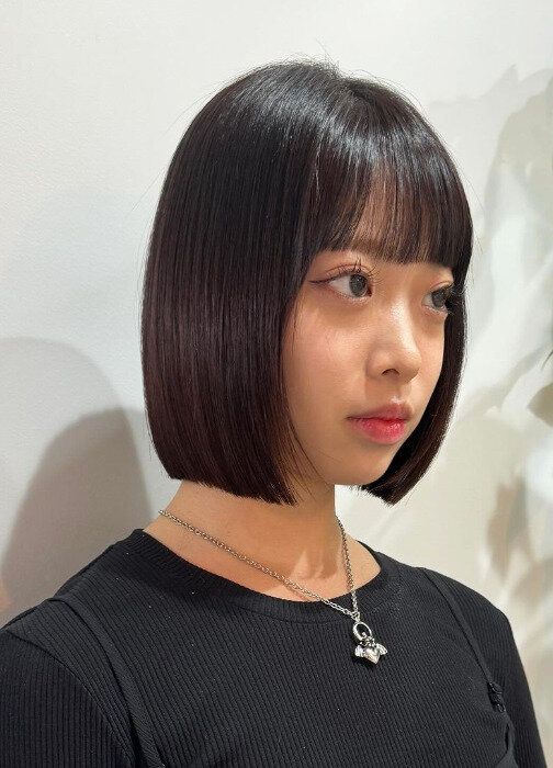 面長さんにおすすめ!前髪ありのワンレングスボブ