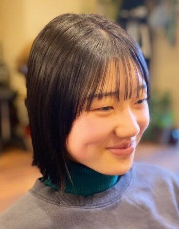 直線的なデザインがイマドキ!切りっぱなしボブ