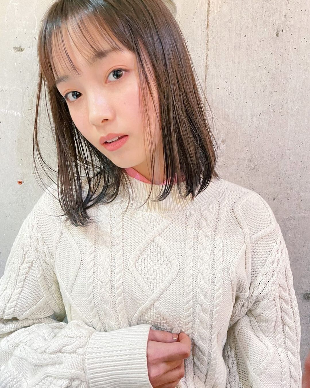 おしゃれな女子高校生のモテるヘアカタログ。ナチュラルなロングボブ