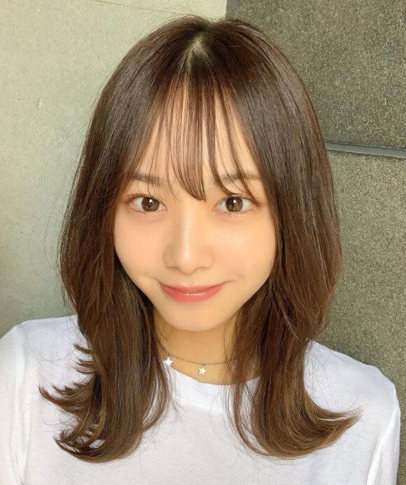 おしゃれな女子高校生のモテるヘアカタログ。トレンド!韓国風くびれヘア