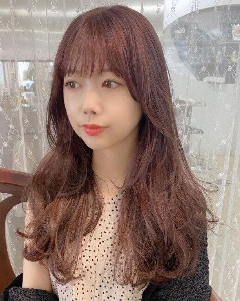 おしゃれな女子高校生のモテるヘアカタログ。ちょっと大人なガーリーロングヘア