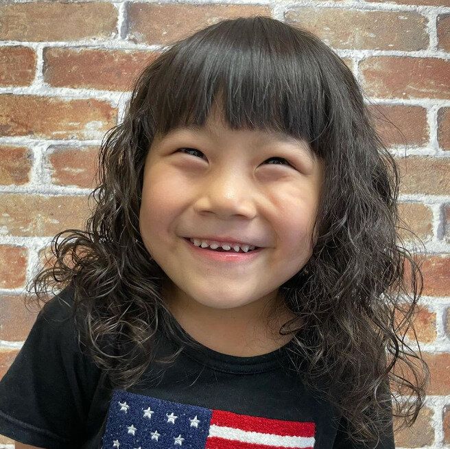 パーマに初挑戦！ウェーブがおしゃれなガールヘア